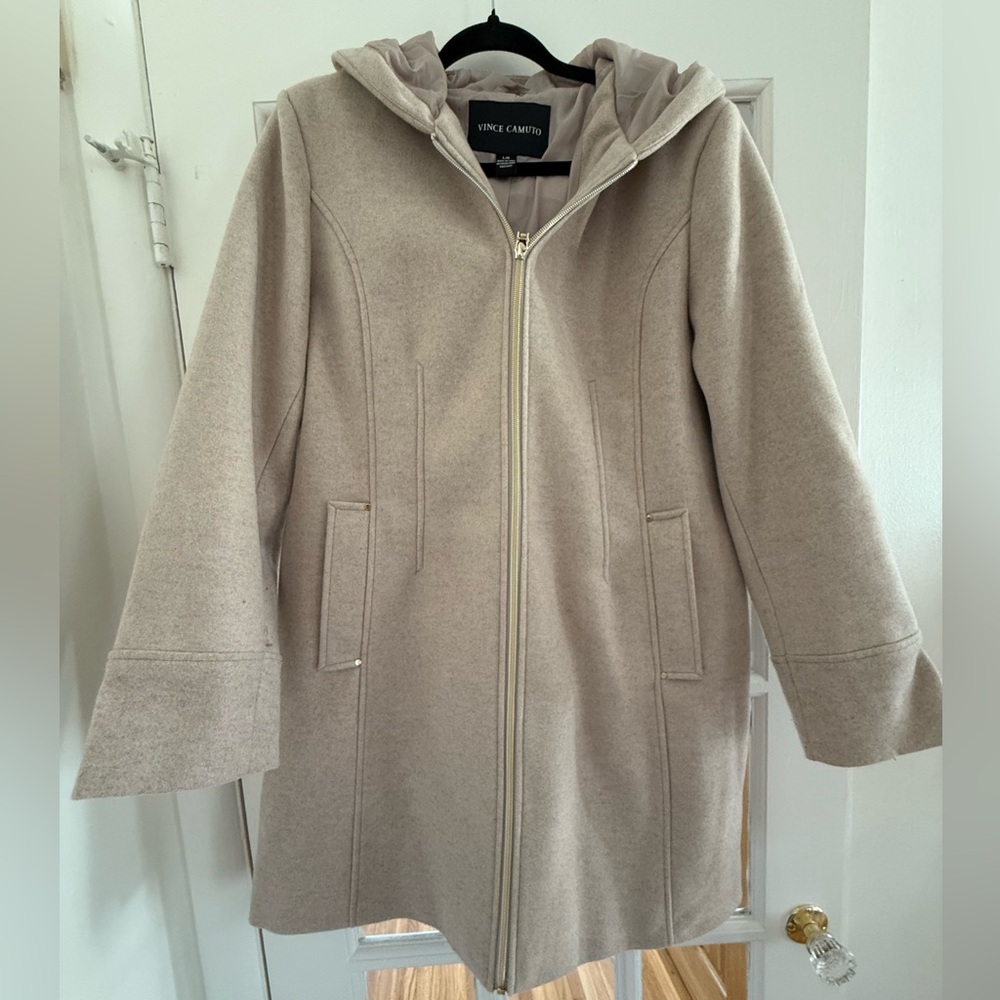 Vince Comuto ladies coat